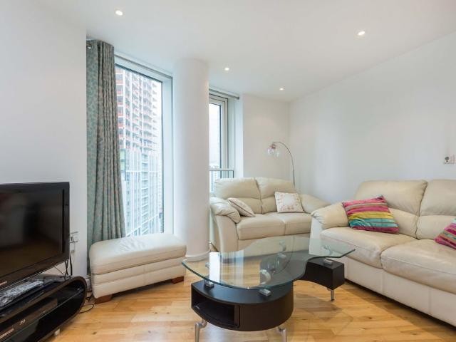 Millharbour, London, E14 9DL