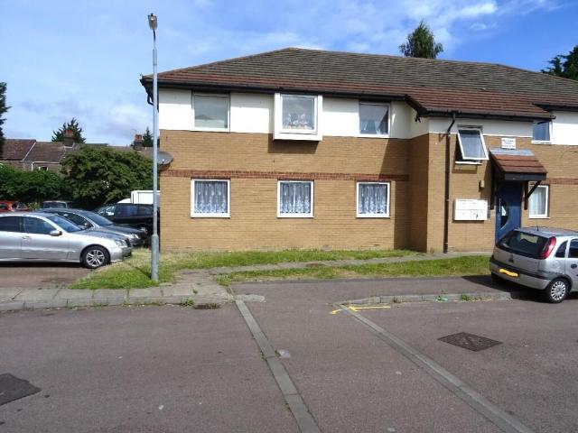 Milliners Court, Luton LU3, 1 bed flat to rent, £875 pcm | PrimeLocation