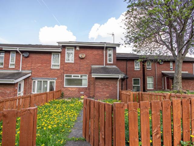 Milling Court, Gateshead, Tyne And Wear NE8, 3 bed terraced house to rent, £900 pcm | PrimeLocation