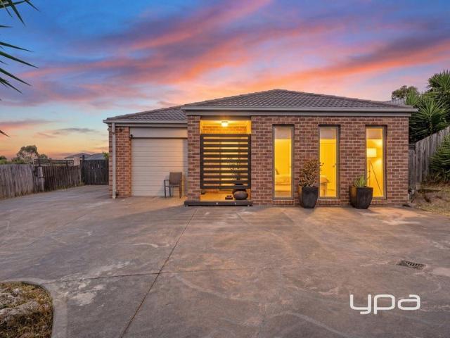 MILLION DOLLAR VIEWS FOR A FRACTION OF THE PRICE!