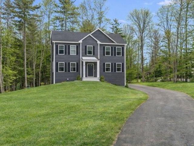 Mills Shore Dr, Hampstead, Home For Sale