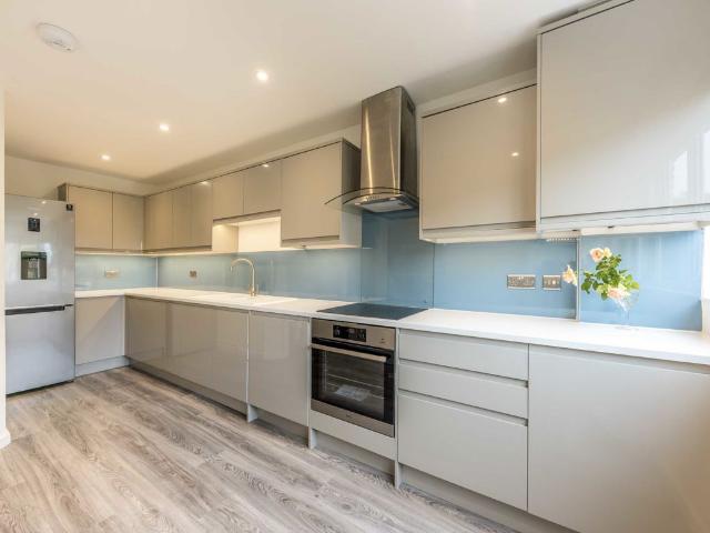 Millshott Close, Fulham SW6, 3 bed terraced house to rent, £3,500 pcm | PrimeLocation