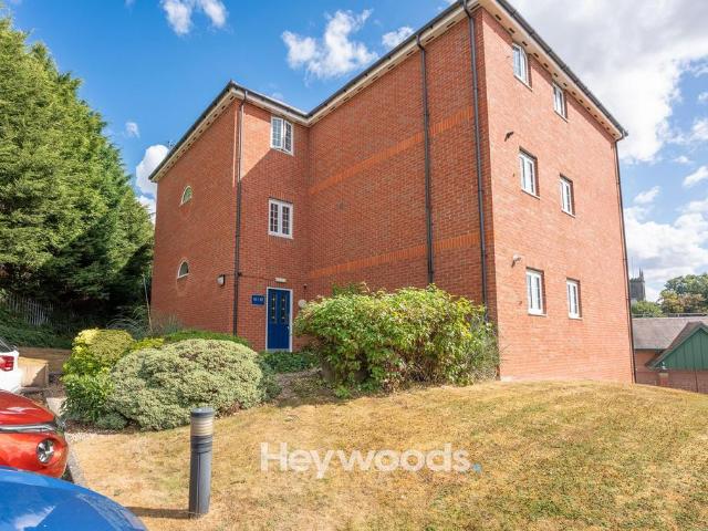 Millstone Court, Stone, ST15 2 bed flat to rent £1,050 pcm £242 pw