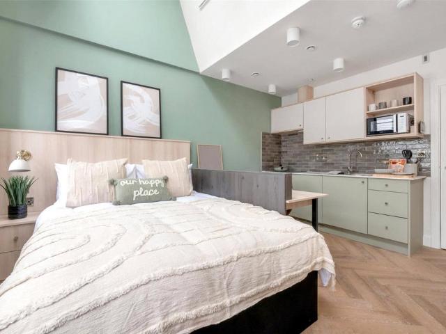 Millstone Lane, Leicester LE1 Studio to rent £802 pcm £185 pw