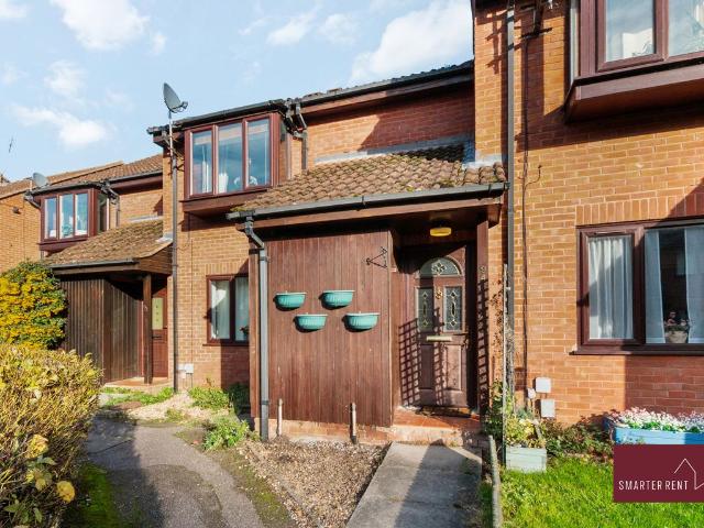 Millstream Close, Hitchin SG4, 2 bed maisonette to rent, £1,500 pcm | PrimeLocation