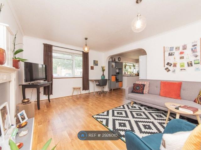Millwards, Hatfield AL10, 2 bed flat to rent, £1,650 pcm | PrimeLocation