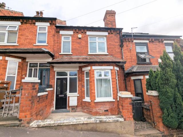 Milman Road, Lincoln, LN2 3 bed terraced house to rent £1,195 pcm £276 pw