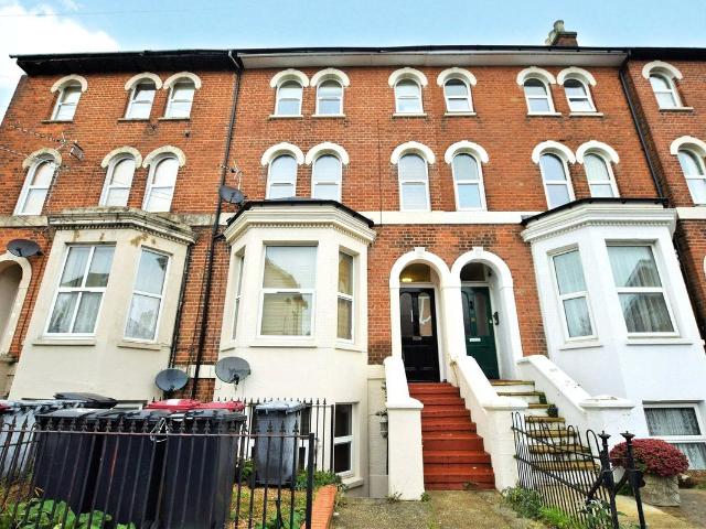 Milman Road, Reading, Berkshire RG2, Studio to rent, £750 pcm | PrimeLocation