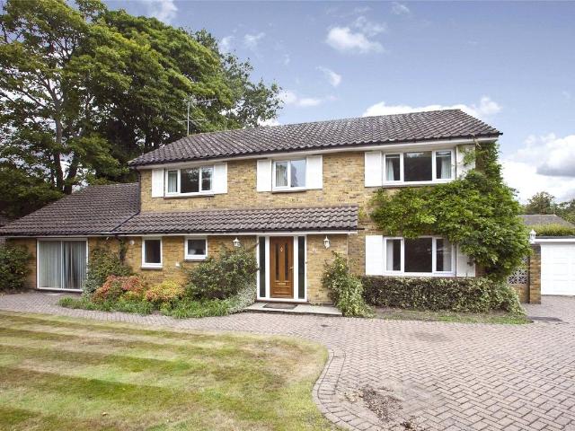 Milner Drive, Cobham, Surrey KT11, 5 bed detached house to rent, £4,950 pcm | PrimeLocation