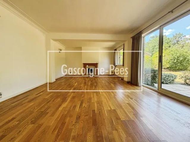 Milner Drive, Cobham