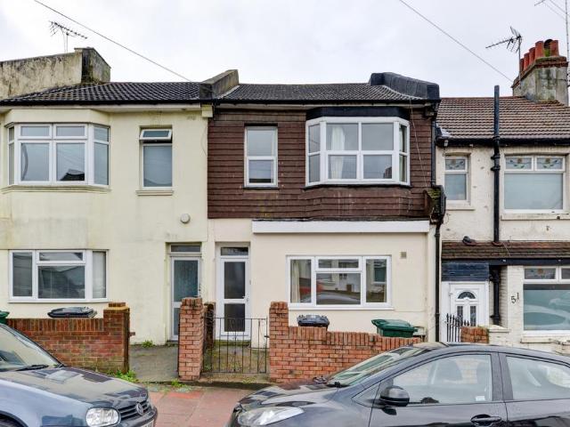 Milner Road, Brighton BN2 5 bed house to rent £628 pcm £145 pw