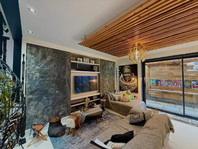 Milner Road, Caterham, CR3 4 bed detached house to rent £3,250 pcm £750 pw