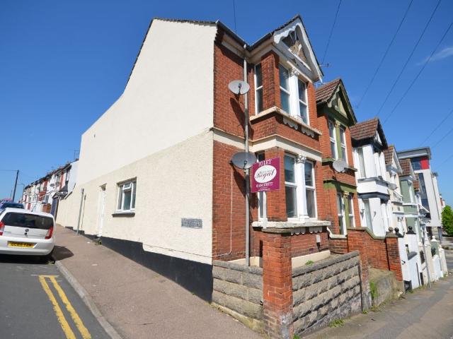 Milner Road, Gillingham ME7, 4 bed end terrace house to rent, £1,650 pcm | PrimeLocation