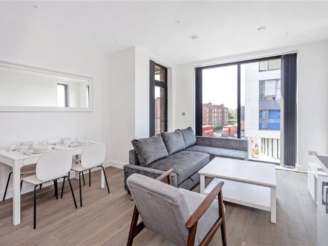 Milner Road, London, SW19 3AA