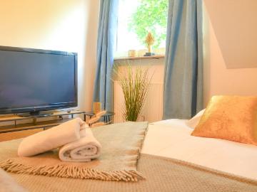 MILPAU Buer2 Modern apartment with queen bed, Netflix, Nespresso, washing machine & Smart TV, Gelsenkirchen Amsterdam Apartments for Rent
