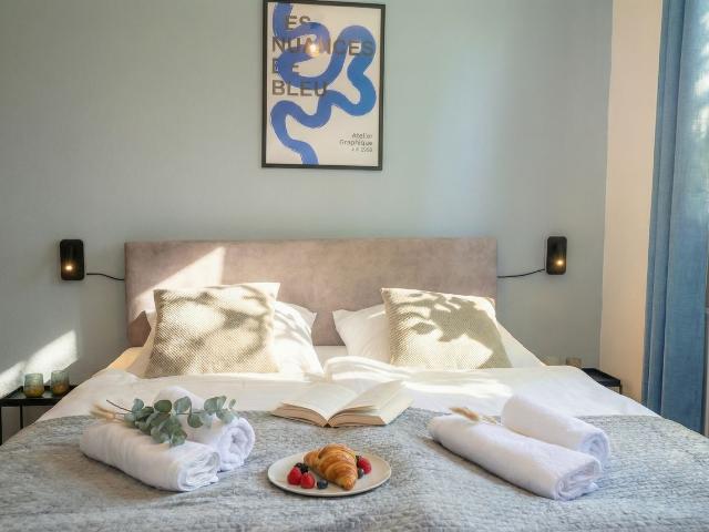 MILPAU Buer2 Modern apartment with queen bed, Netflix, Nespresso, washing machine & Smart TV, Gelsenkirchen Amsterdam Apartments for Rent