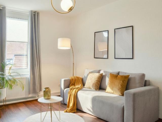 MILPAU modern and centrally located apartment in Gelsenkirchen Buer with queen size bed, Netflix, Nespresso and Smart TV Gelsenkirchen Amsterdam Apartments for Rent
