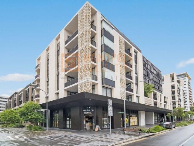 MIRVAC LUXURY LIVING 3BED+STUDY AND 3 CARSPACE/STORAGE!