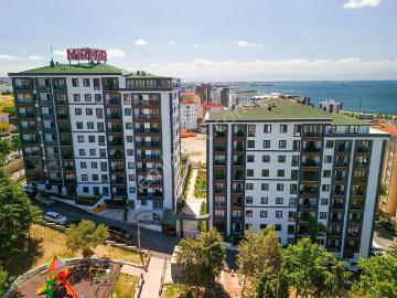 Mir Metro'da Deniz Manzaralı | Balkonlu | A Kalite 1+1 Kiralık