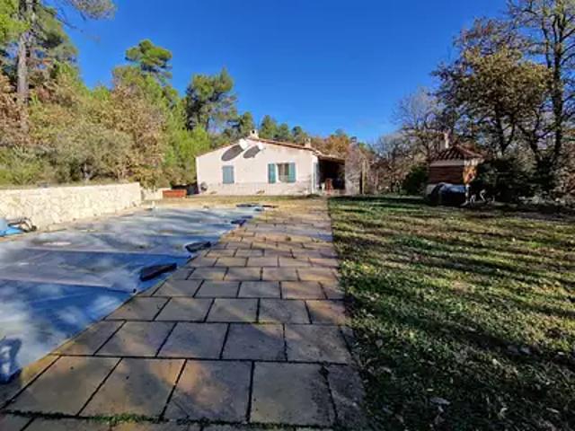 Mirabeau 84120 Achat / Vente maison 6 pièces t6 piscine terrasse