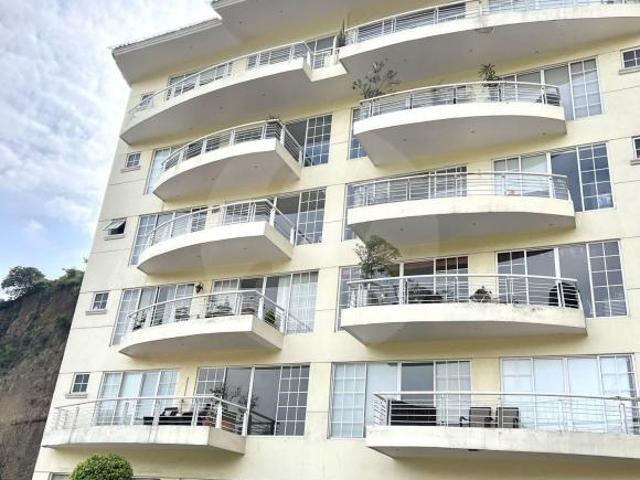 Mirabella II: Departamento en venta en Lomas del Río