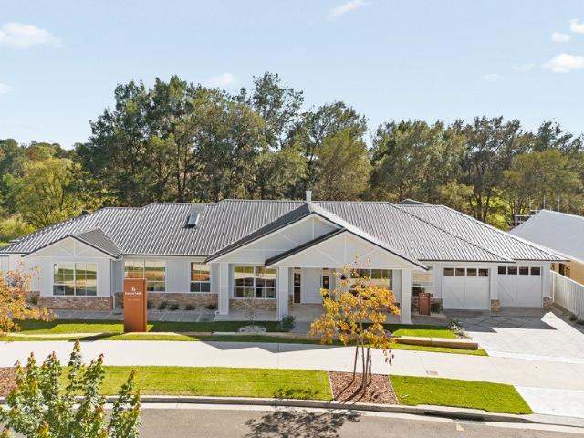 Mirage 42 Luxury Acreage Living in Kurrajong Hills