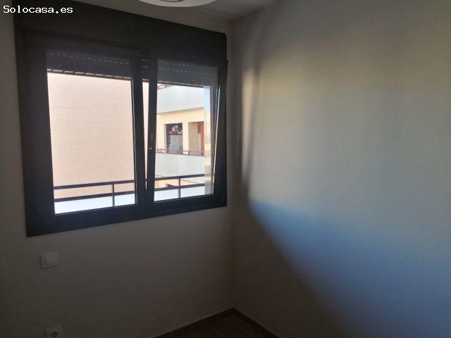 MIRALBUENO URB. CON PISCINA GARAJE Y TRASTERO