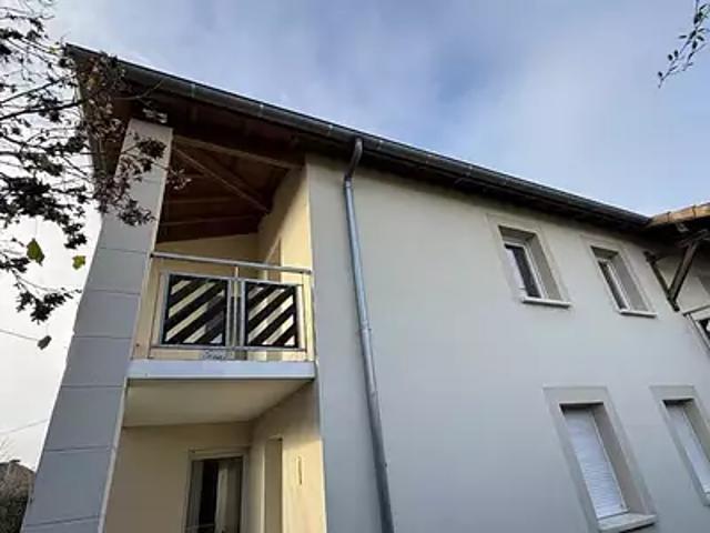 Miramont de Guyenne 47800 Achat / Vente appartement 3 pièces t3 au dernier étage parking