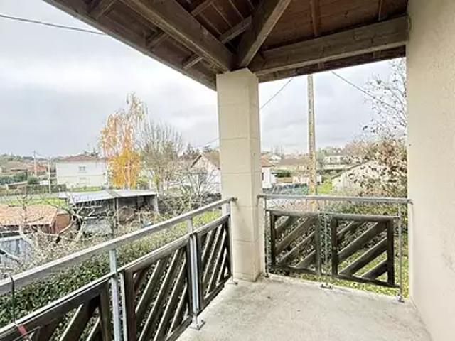 Miramont de Guyenne 47800 Achat / Vente appartement 3 pièces t3 au dernier étage parking