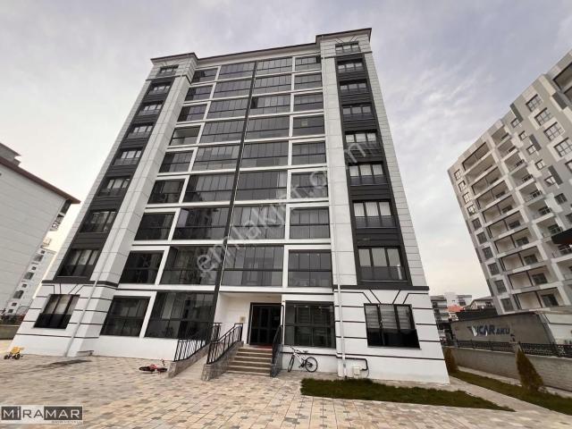 Miramar'dan Hastaneye Yakın Sıfır 4,5+1 Satılık Lüks Daire
