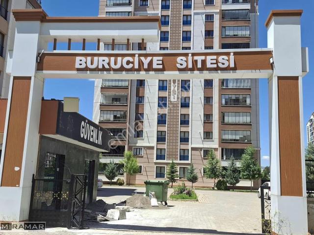 Miramar'dan Kardeşler Mah Kiralık 4+1 Daire