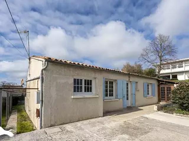 Mirambeau 17150 Achat / Vente maison 5 pièces t5 parking
