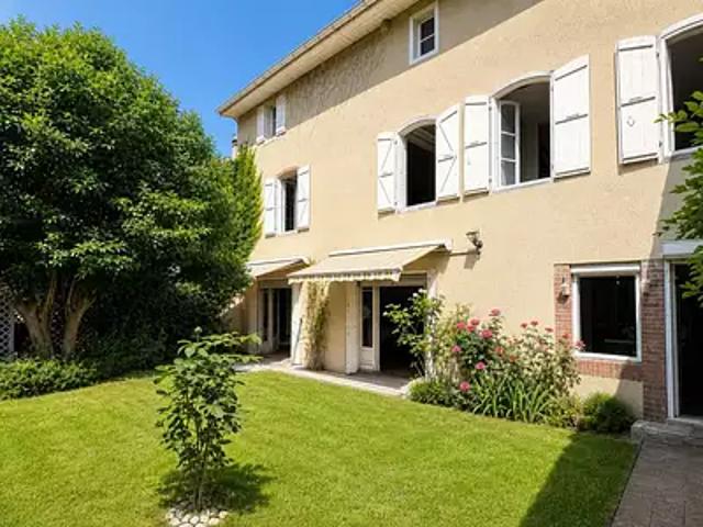 Mirande 32300 Achat / Vente maison 10 pièces t10 jardin