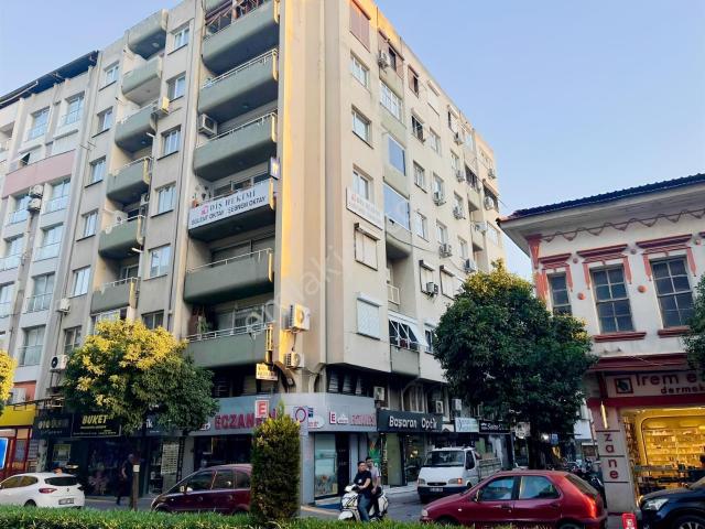 Miray Emlaktan Çarşı İçinde Doğalgazlı Eşyalı Kiralık 2+1