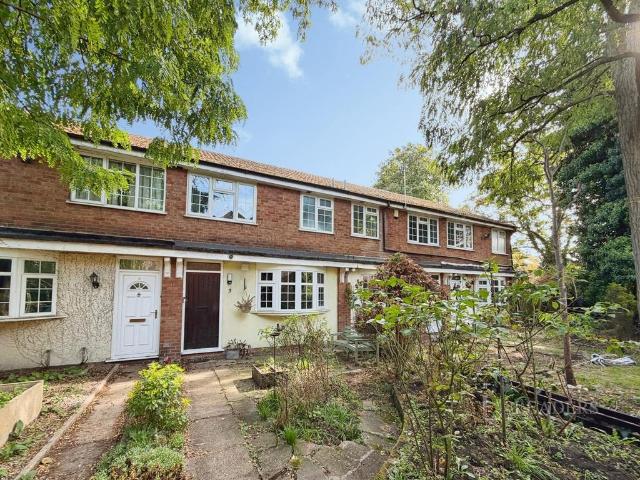 Mirberry Mews, Sherwin Road. 3 bed terraced house to rent £1,100 pcm £254 pw