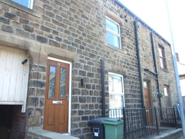 MIRFIELD, WF14 4 bed terraced house to rent £1,200 pcm £277 pw