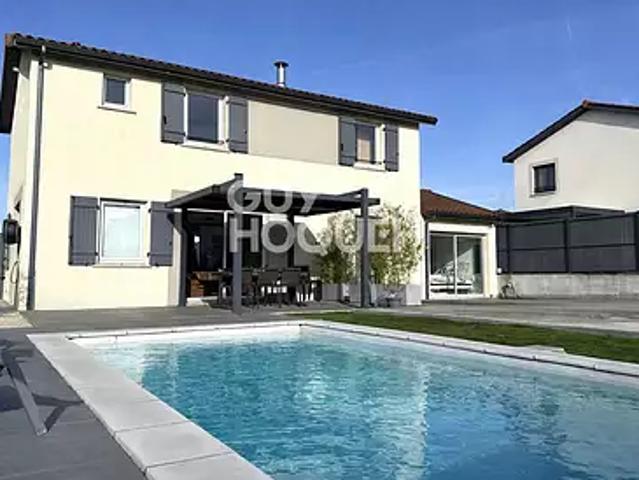 Miribel 01700 Achat / Vente maison 5 pièces t5 au dernier étage