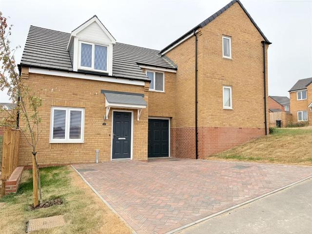 Mistletoe Way, Sutton In Ashfield NG17, 3 bed property to rent, £1,150 pcm | PrimeLocation