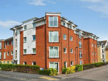 Mistral Court, St Albans AL1, 1 bed flat to rent, £1,350 pcm | PrimeLocation