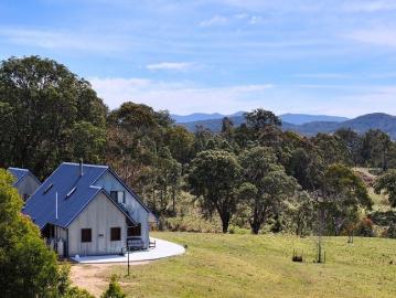 Misty Ridges Tranquil Off Grid Retreat in Reidsdale