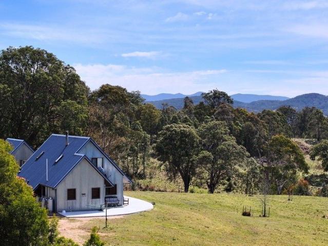 Misty Ridges Tranquil Off Grid Retreat in Reidsdale