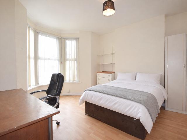 Miskin Street, Cathays CF24, 6 bed terraced house to rent, £3,300 pcm | PrimeLocation