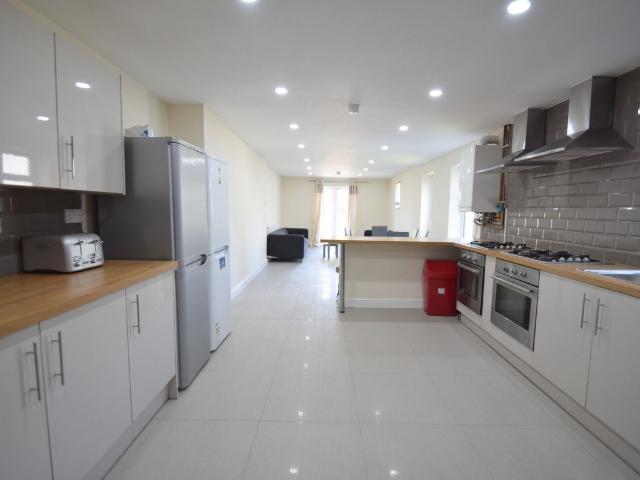 Miskin Street, Cathays CF24, 8 bed terraced house to rent, £4,600 pcm | PrimeLocation