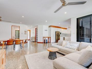 Mission Beach Executive Home that Excels Tropical North Queensland