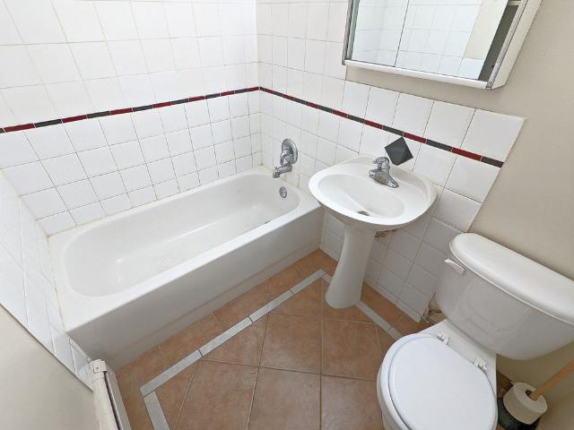 Mission Riverside Apartments — 1 Bedroom