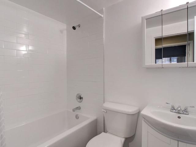 Petwin Square in Mission! 2 Bedroom Apartment for Rent at 330 25 Ave Sw, Calgary, AB T2S 0L4 Mission