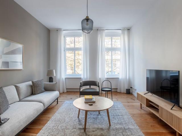 Mitte 1br nr Spree, Berlin Amsterdam Apartments for Rent