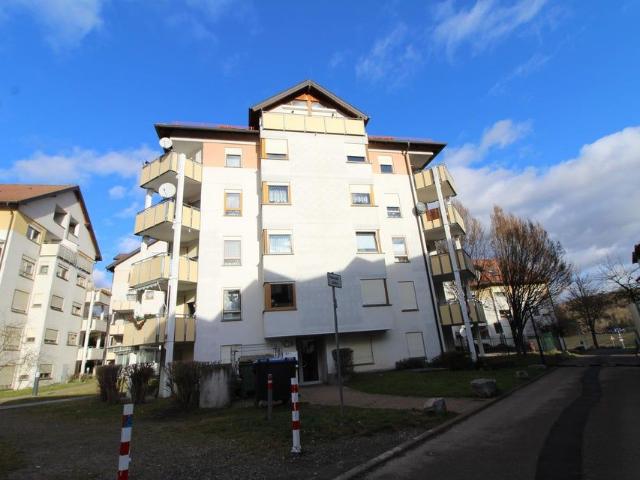 Mitten drin statt nur dabei: frisch renovierte 2 Zimmer Wohnung