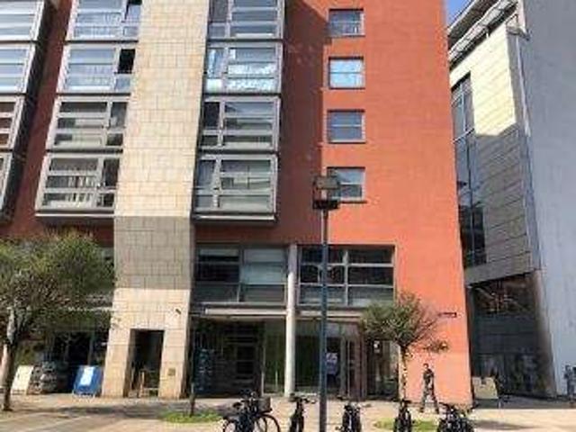 Mitten im Leben schöne 2 Raumwohnung mit Balkon