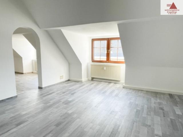 Mitten im Zentrum 3 Raum Wohnung im Dachgeschoss Annaberg Buchholz!